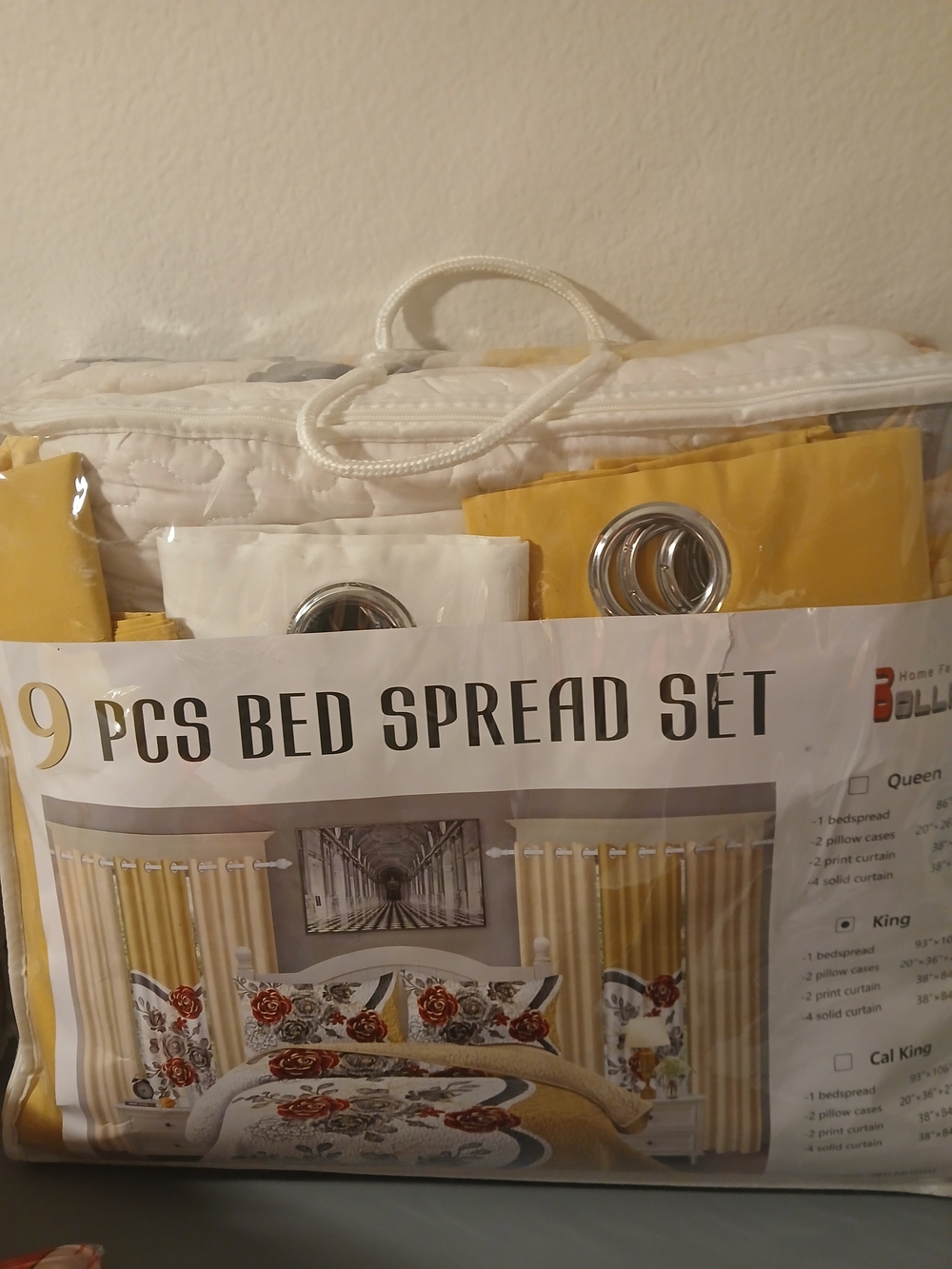 & Other Stories Yellow and White 9-Piece Bedspread Set